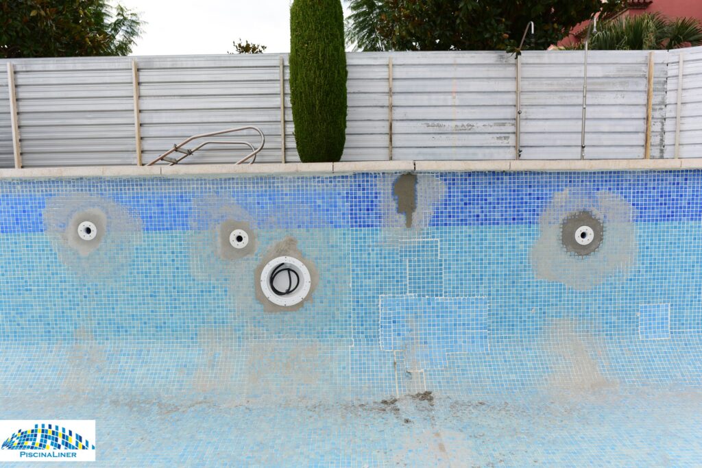 Crack repair, urbanisation swimming pool