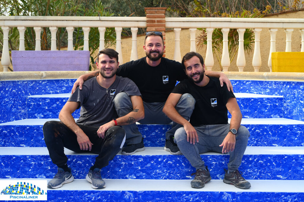 Happy Pool liner installation team