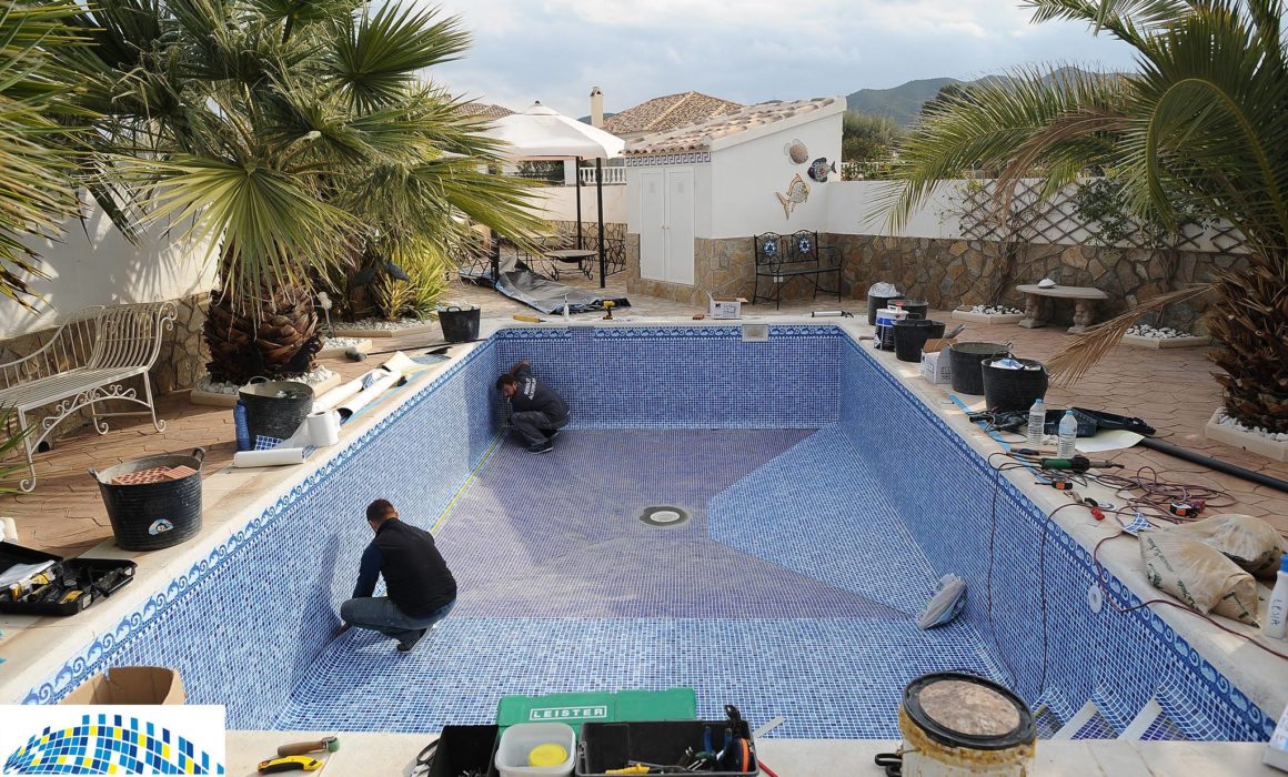 Cracked pool repair, Zurgena