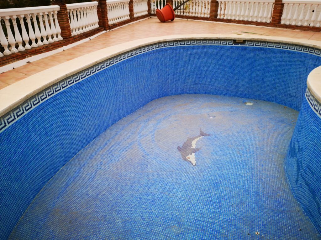 Structural swimming pool repair, Mijas